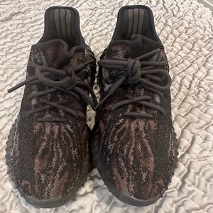 Adidas Yeezy Boost 350 V2 "MX Rock" Unisex Sneakers authentic